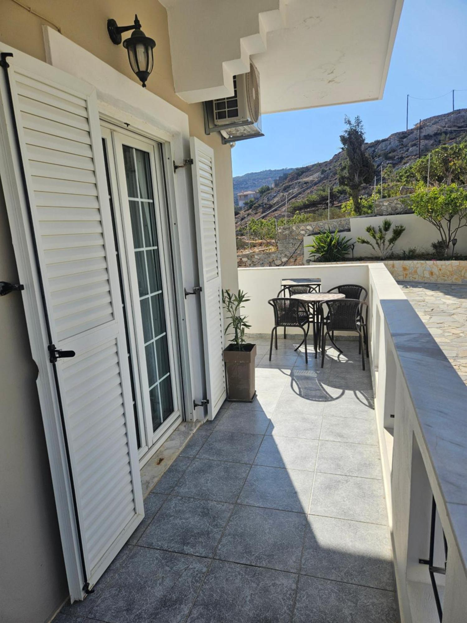 Damatria Studio Karpathos Buitenkant foto